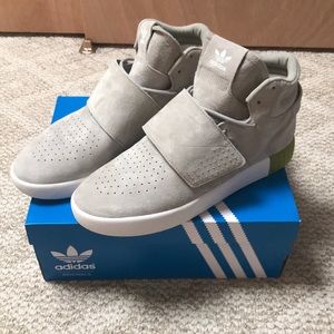 Men’s Adidas Sneakers